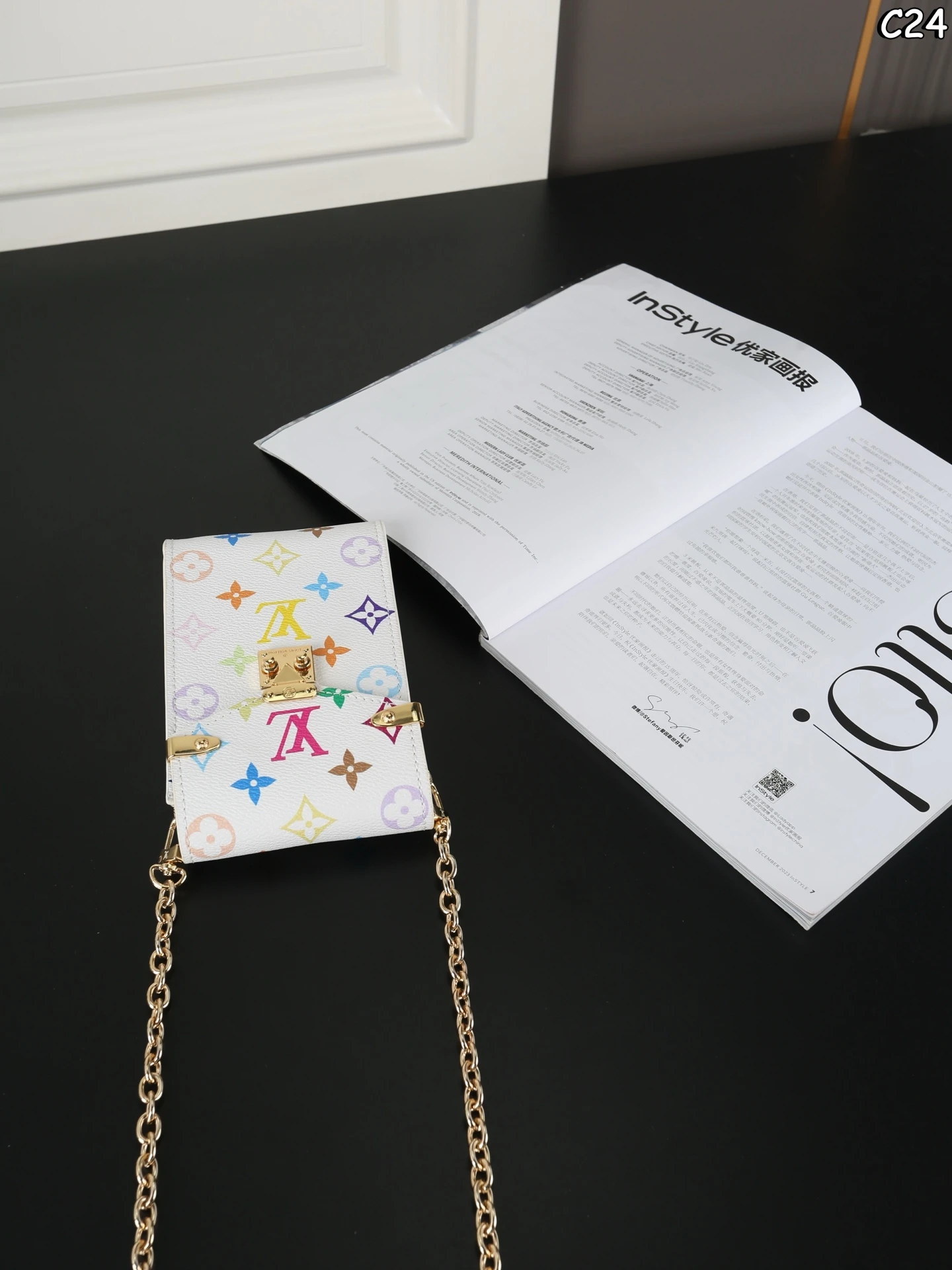 LV Metis Phone Chain Bag