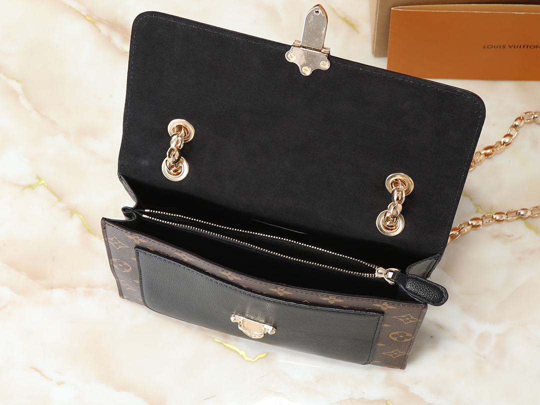 LV Victoire Chain Bag