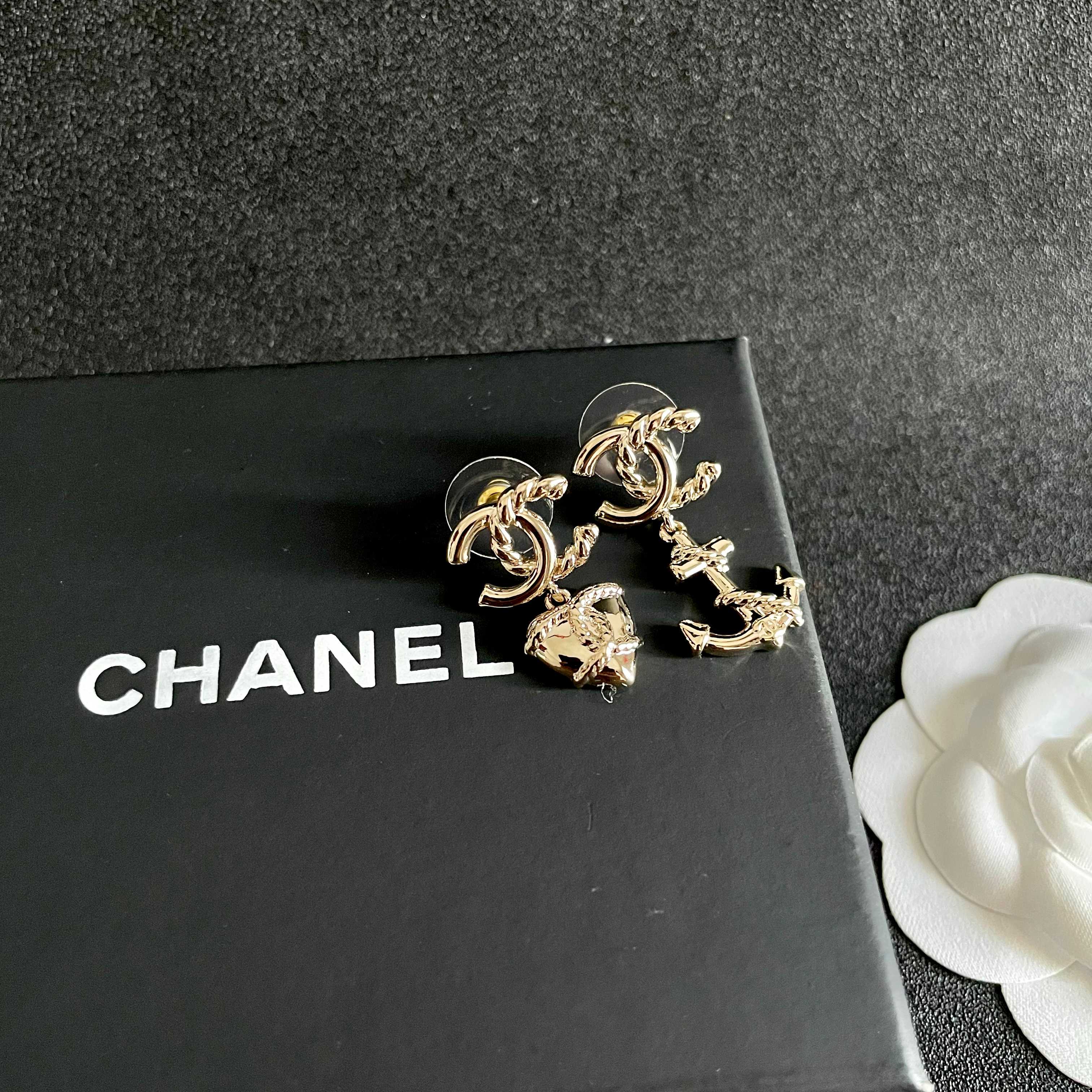 Chanel Earring 15