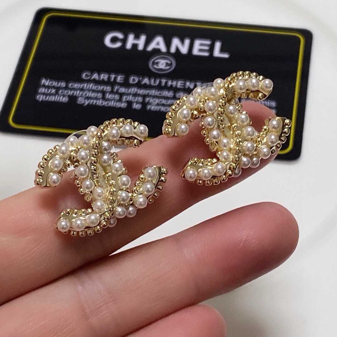 Chanel Earring