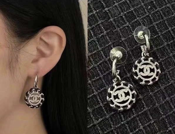 Chanel Earring