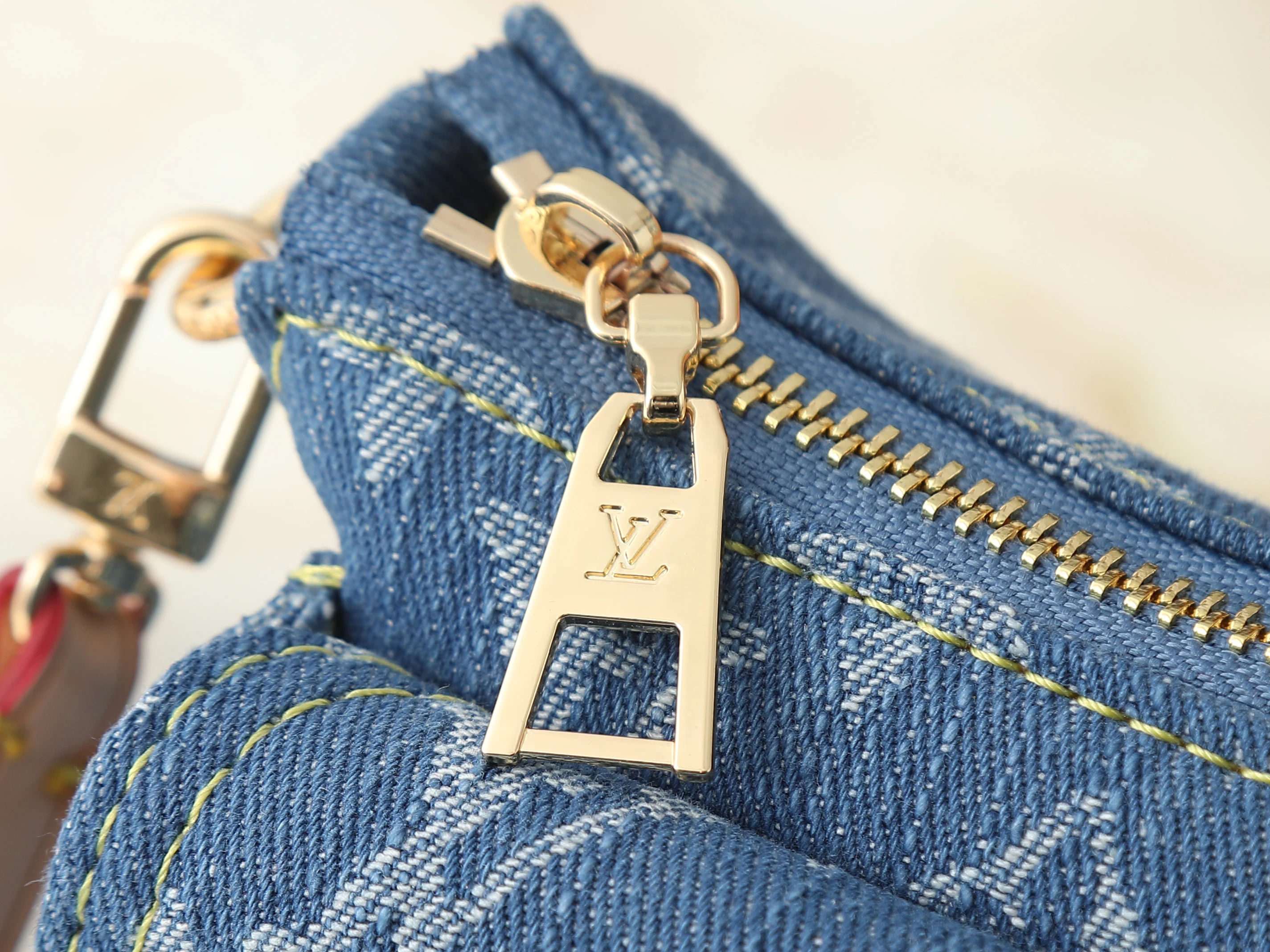 Pochette Accessories Cargo