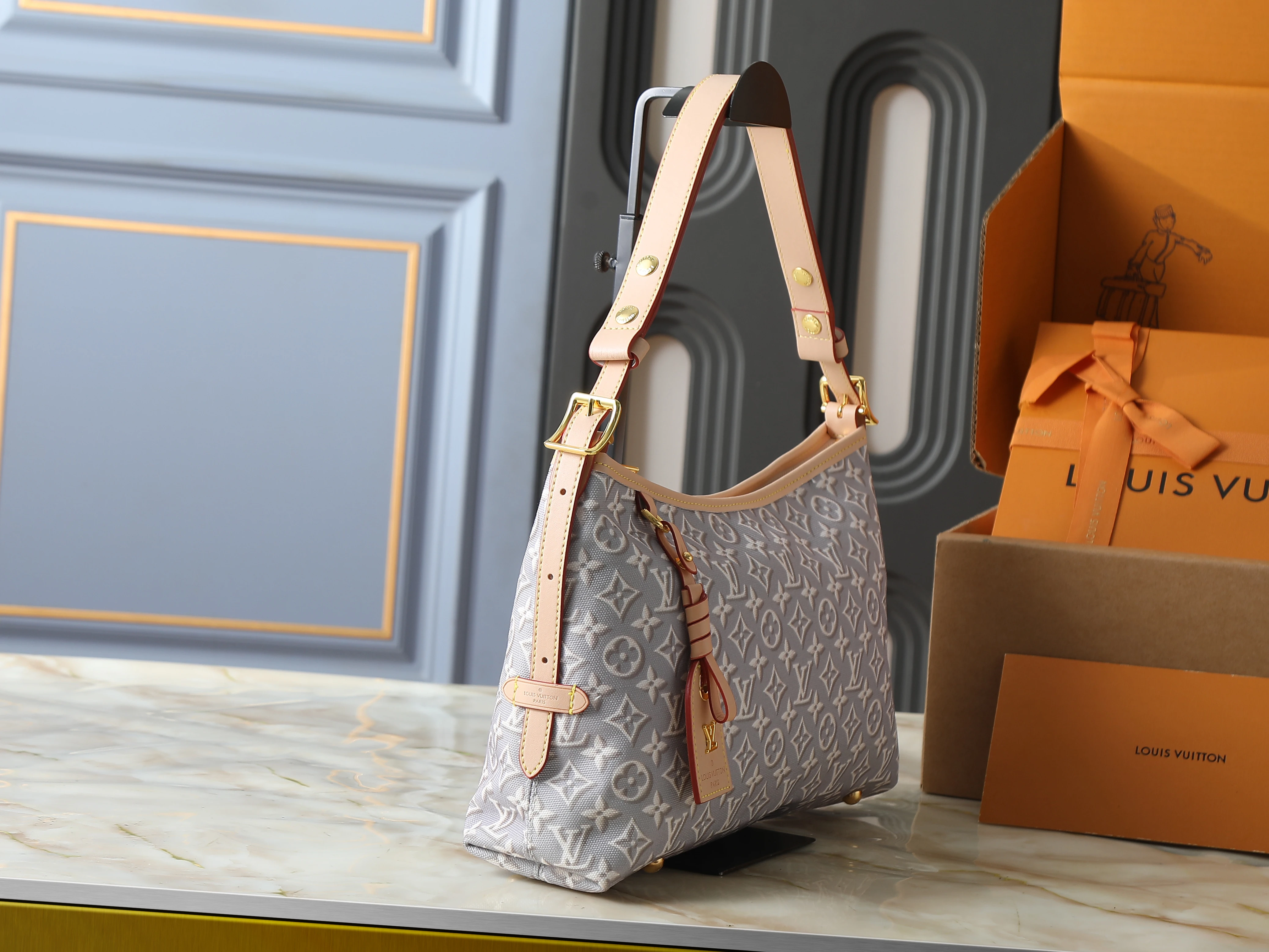 Louis Vuitton Carryall East West