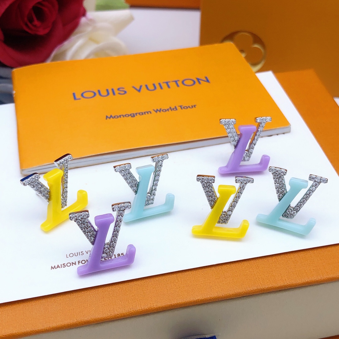 LV earring