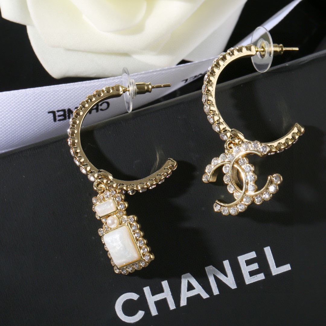 Chanel Earring