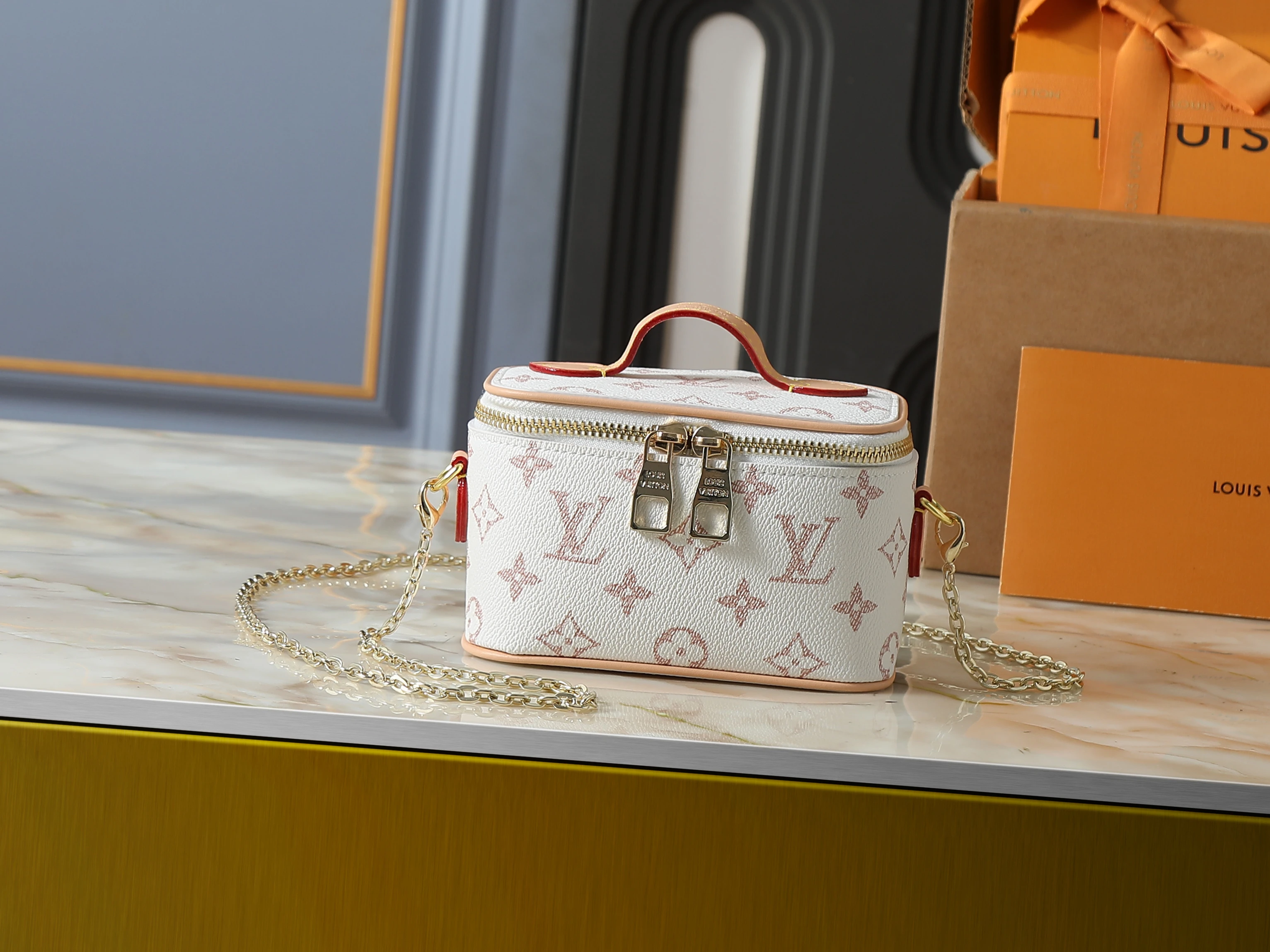 Micro Vanity