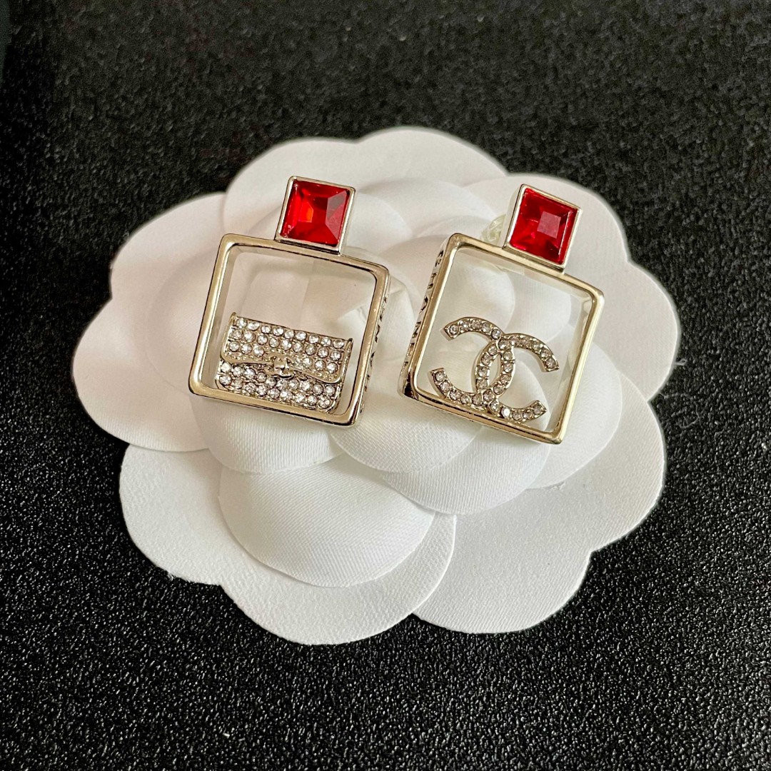 Chanel Earring 7