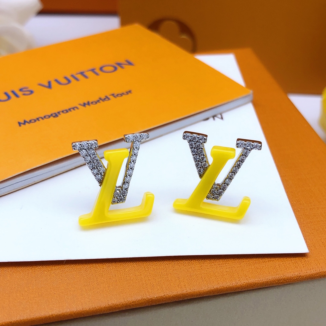 LV earring