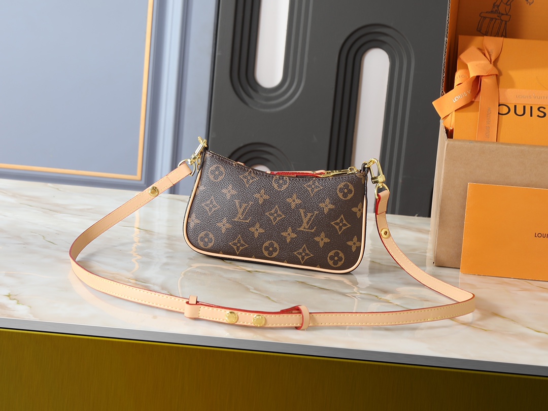 LV Easy Pouch