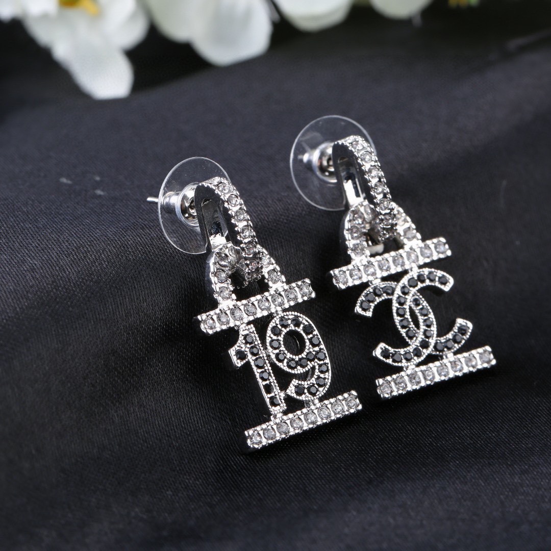 Chanel Earring