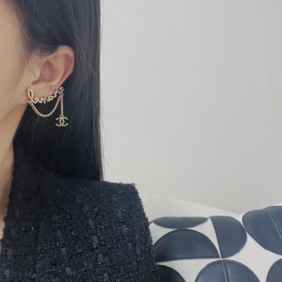 Chanel Earring