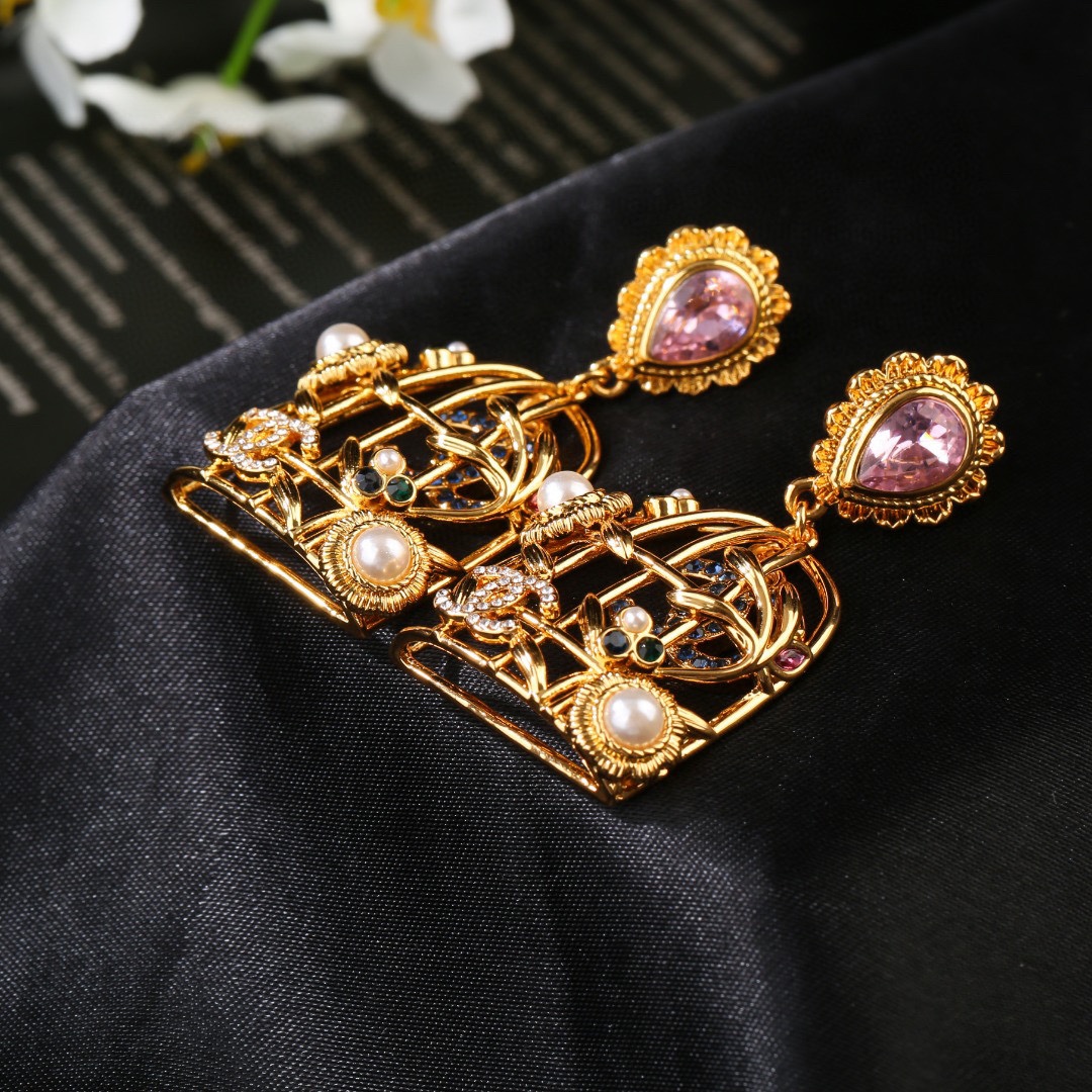 Chanel Earring