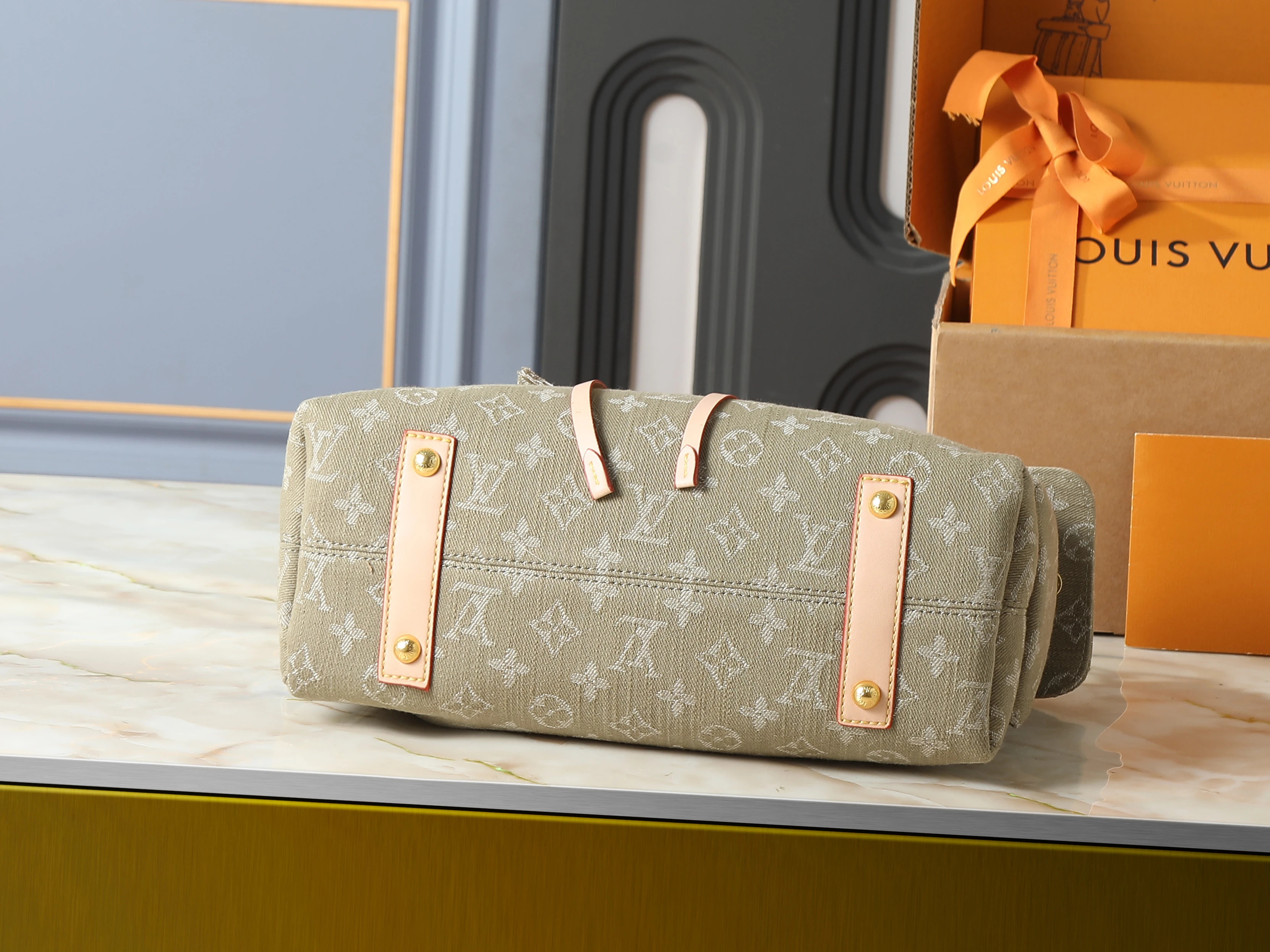 Carryall Cargo