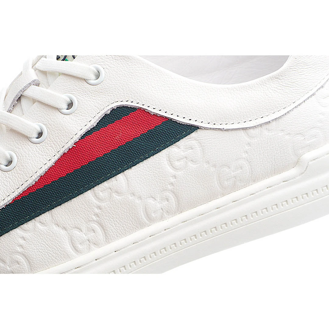 Gucci Distressed Screener sneaker