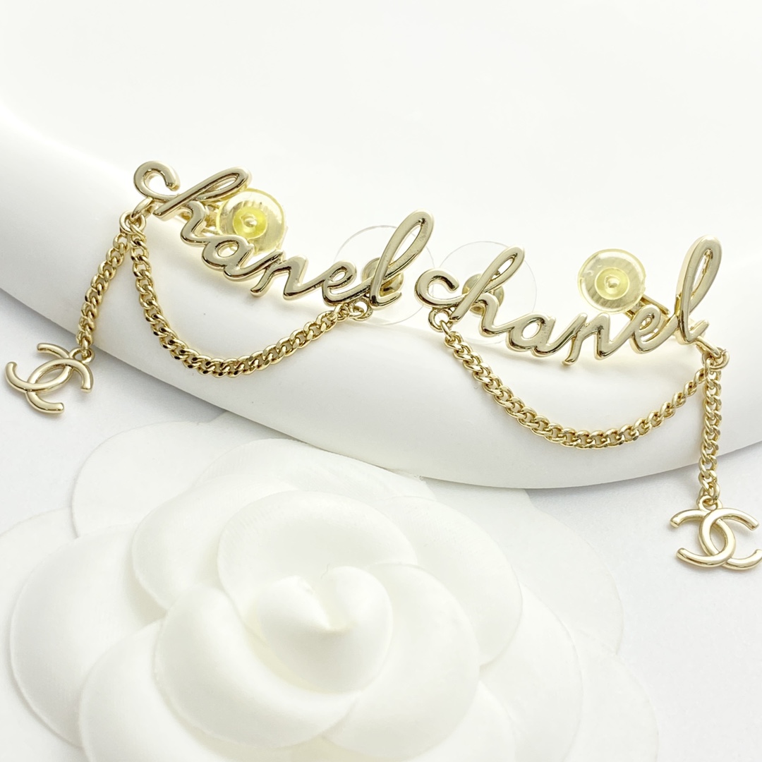 Chanel Earring