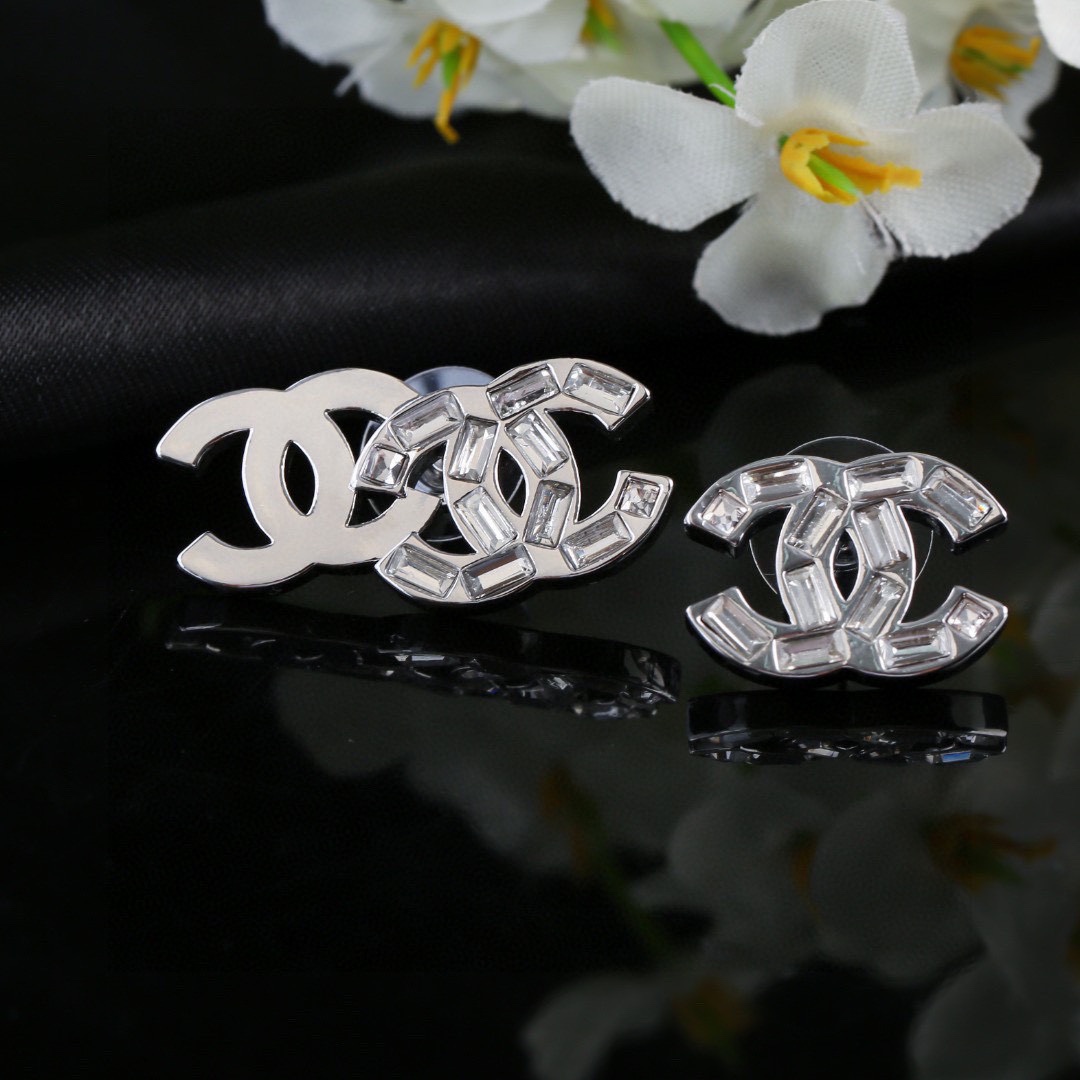 Chanel Earring