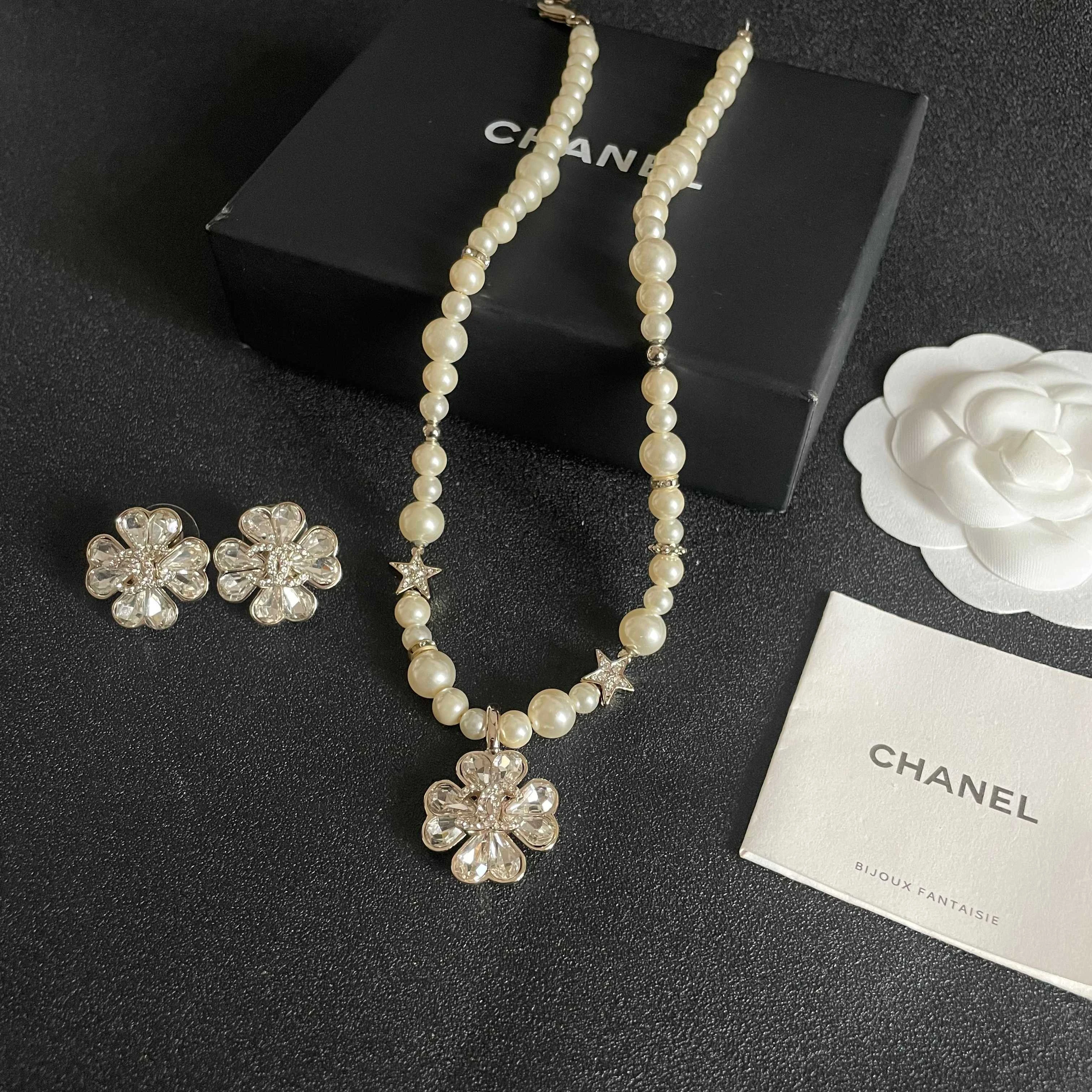 Chanel Earring
