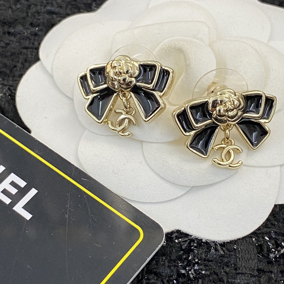 Chanel Earring
