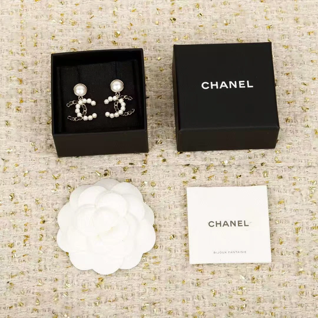 Chanel Earring