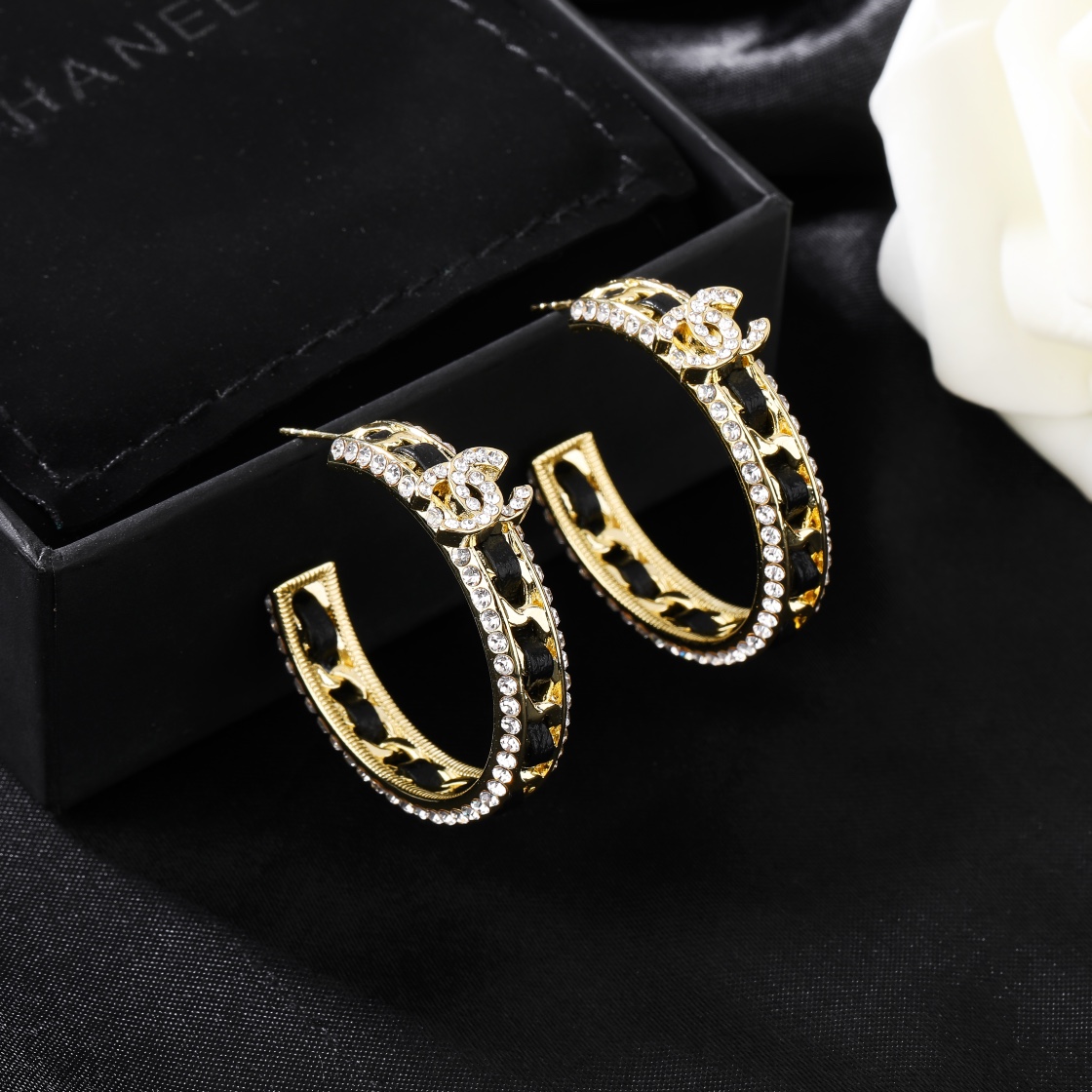 Chanel Earring