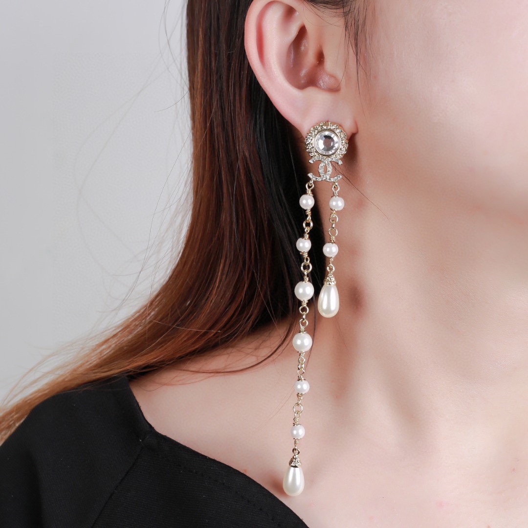 Chanel Earring