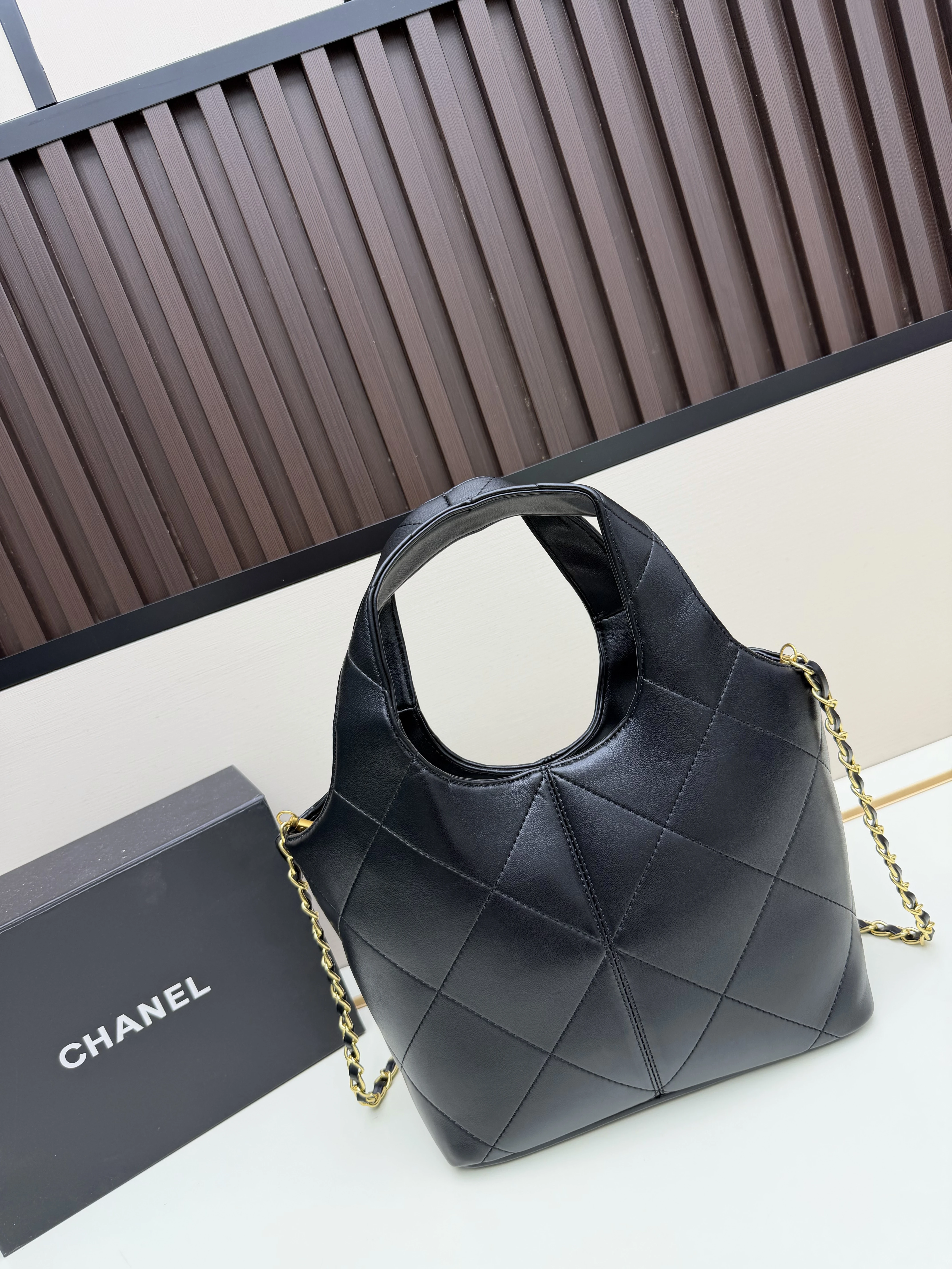 26P Series Quilted Hobo Bag