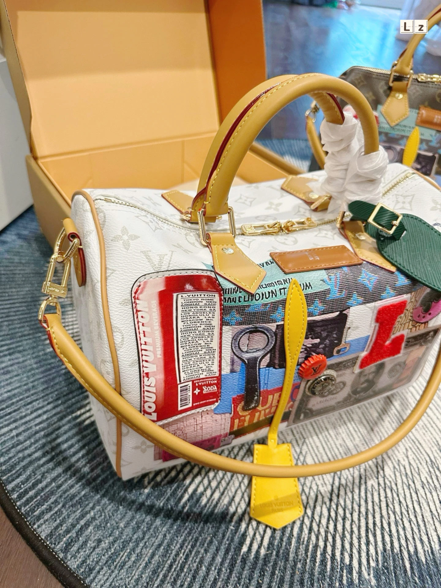 LV Keepall Bandouliere 30