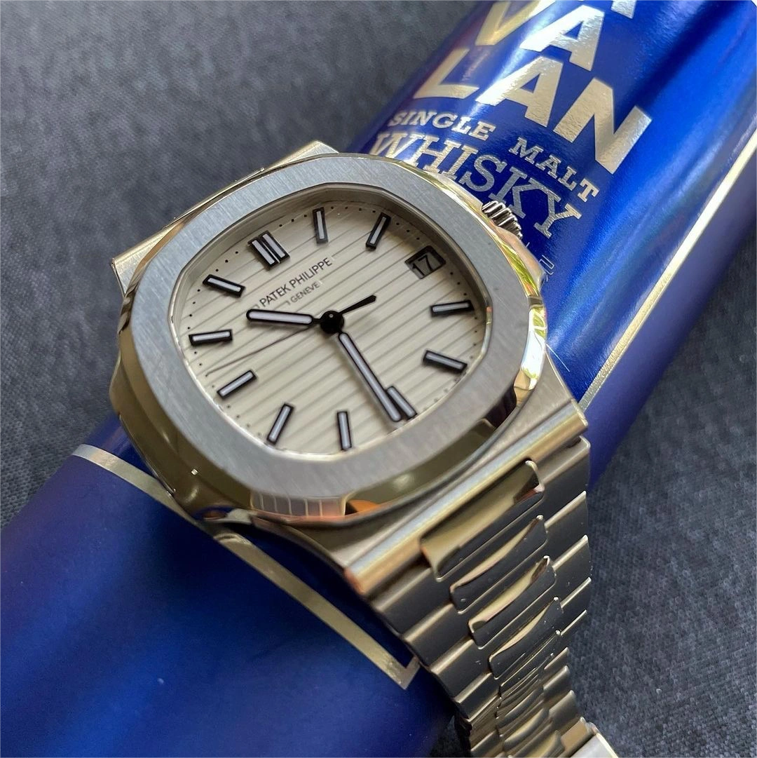 PATEK PHILIPPE Nautilus 5711/1A-011(AAAAA-Version)