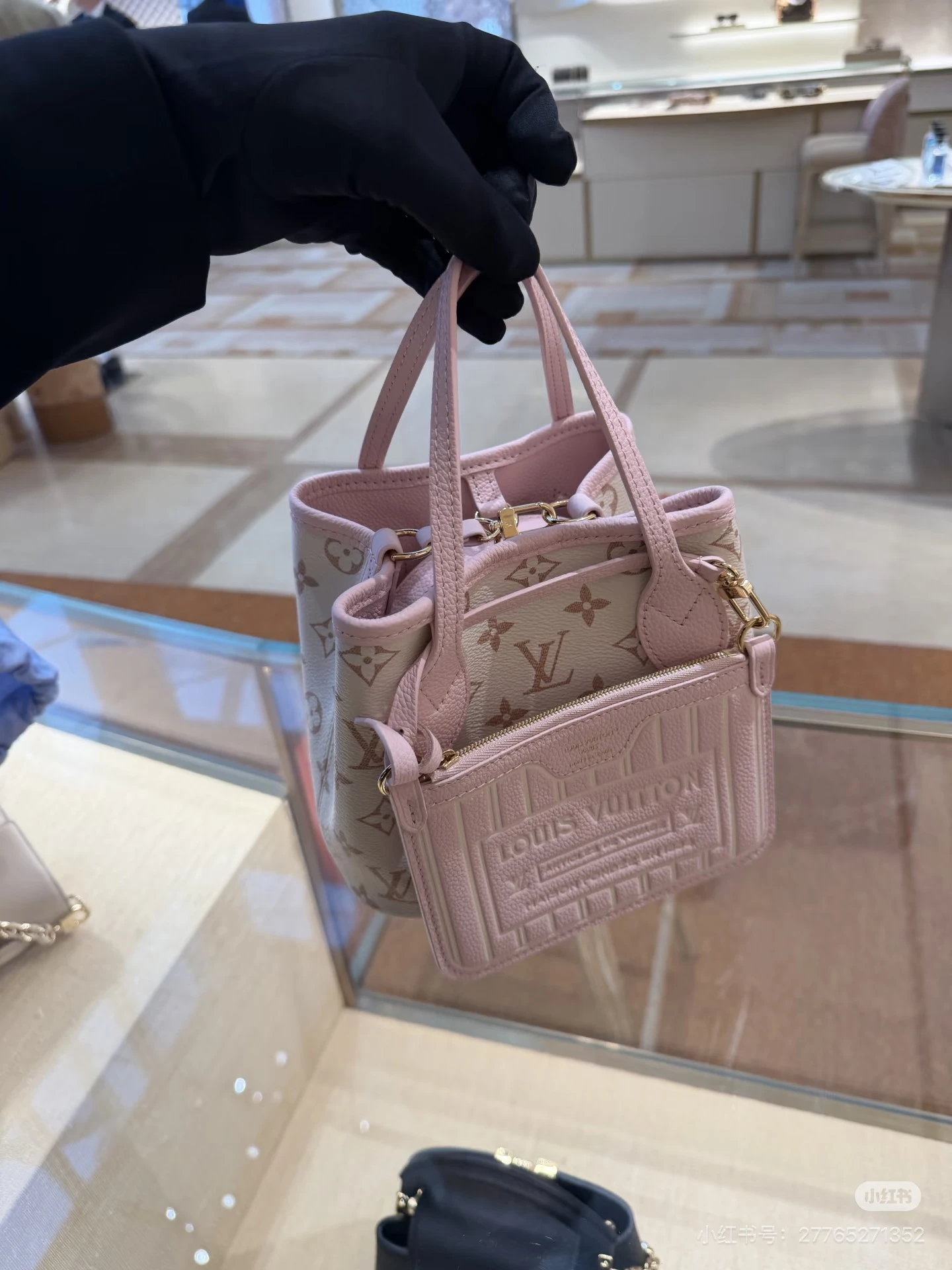 Louis Vuitton Neverfull BB