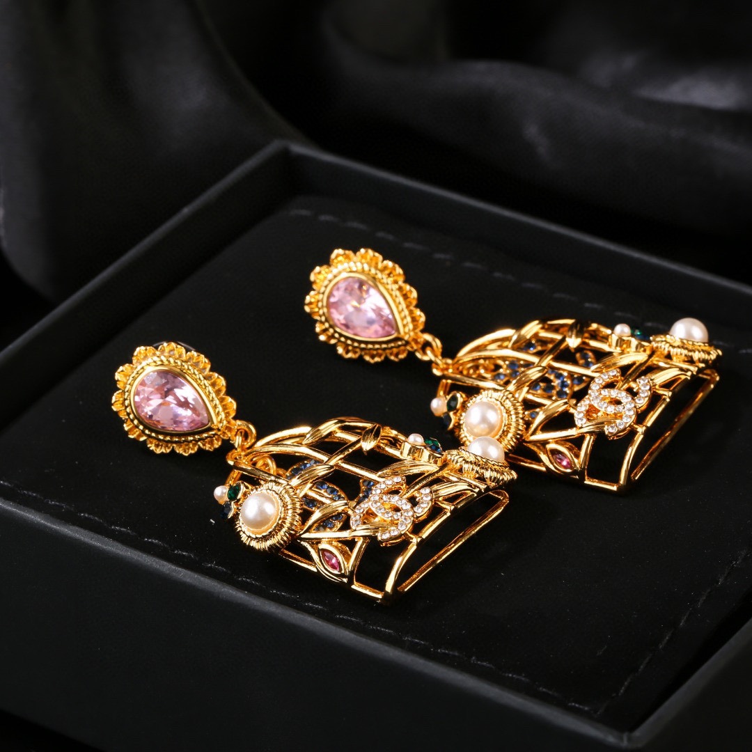 Chanel Earring