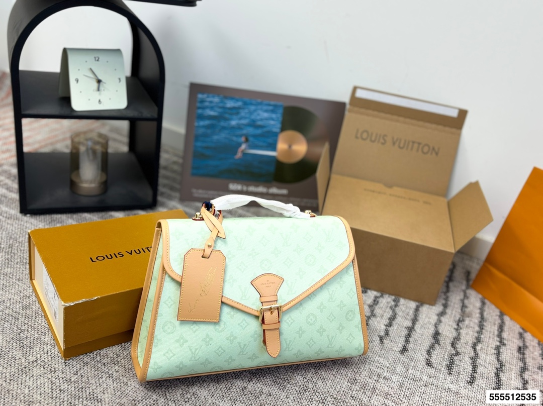LV Vintage IVY