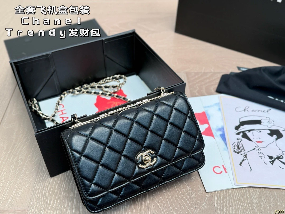 Chanel Trendy Woc