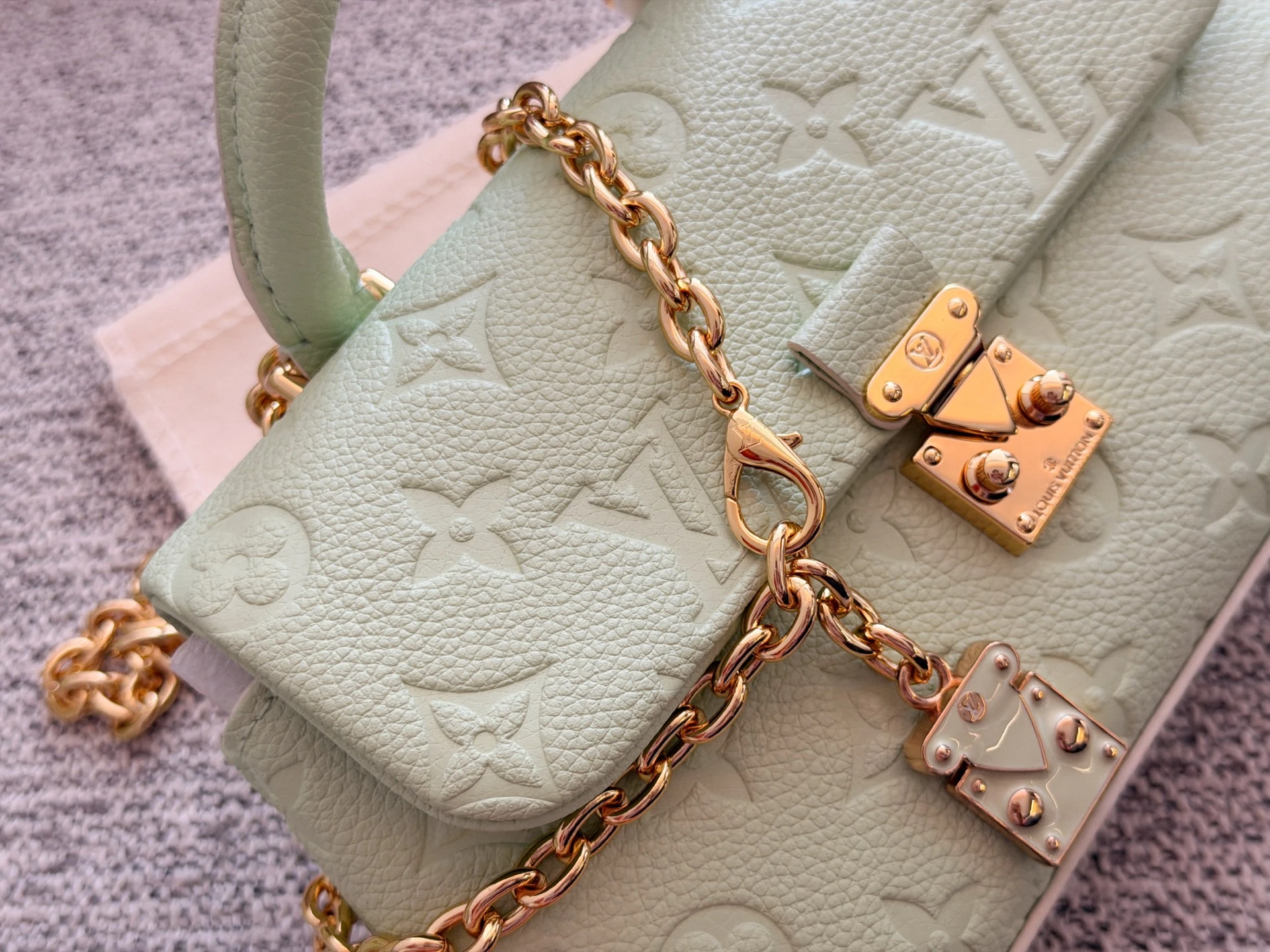 lv nano madeleine
