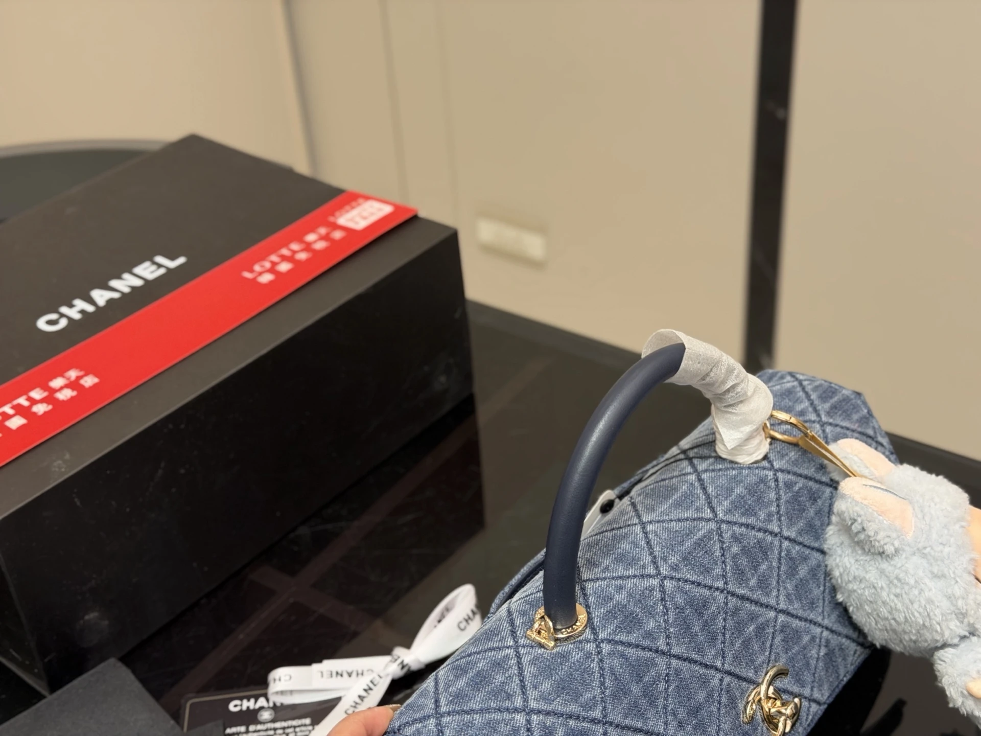 Chanel 26P 𝐂𝐨𝐜𝐨 𝐡𝐚𝐧𝐝𝐥𝐞