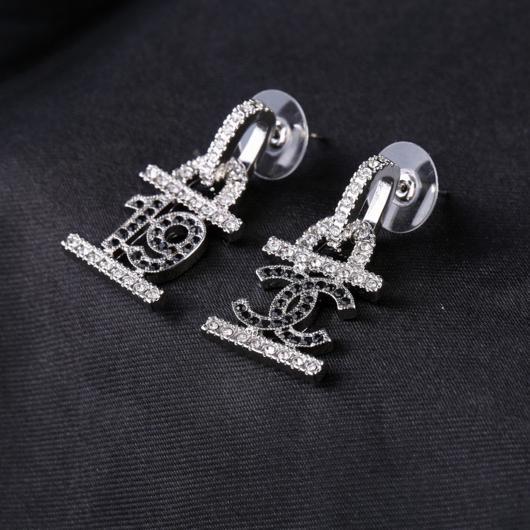 Chanel Earring
