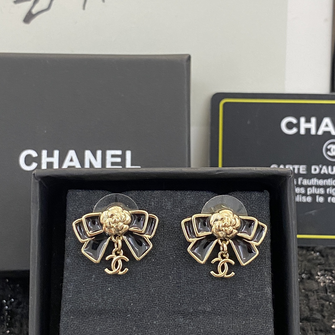 Chanel Earring