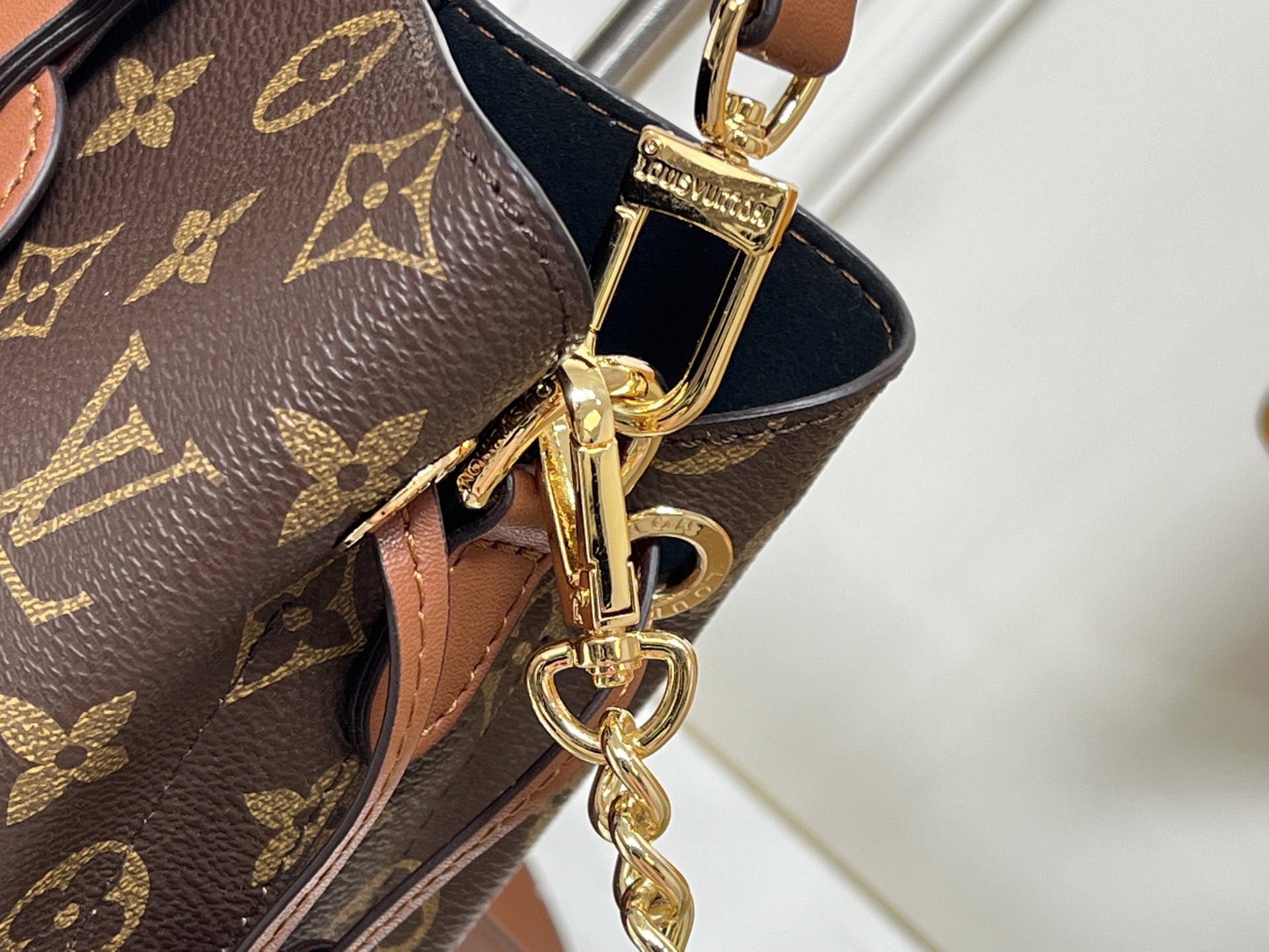 LV Bucket Bag
