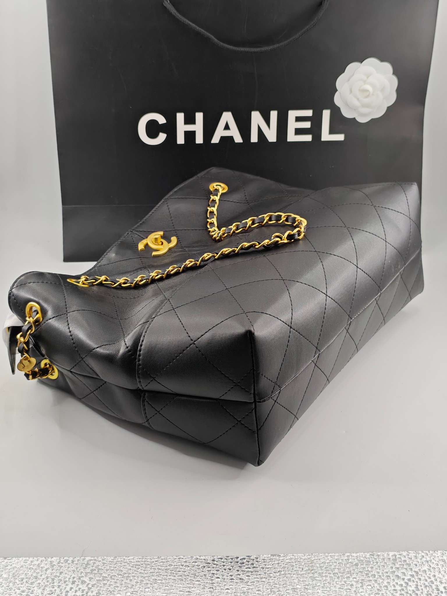 Chanel 25a Tote Bag