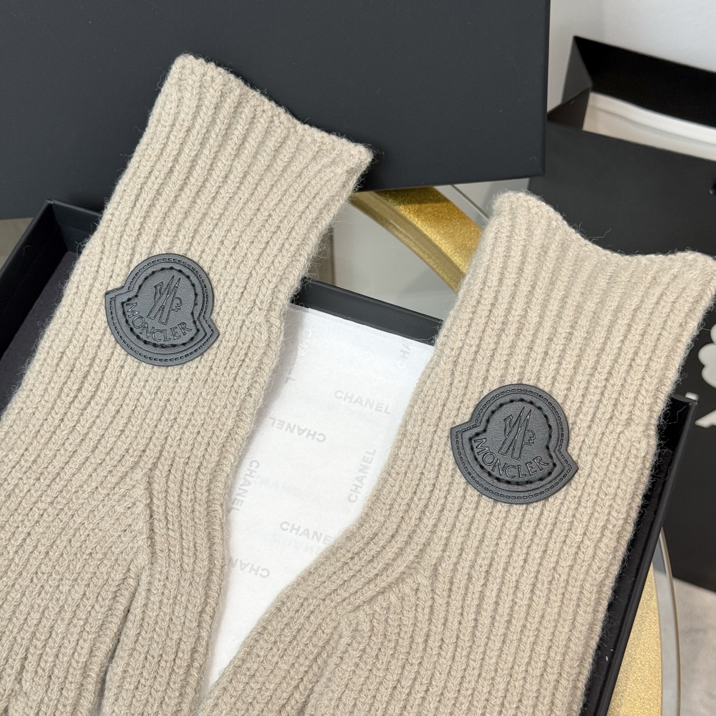 Moncler Gloves