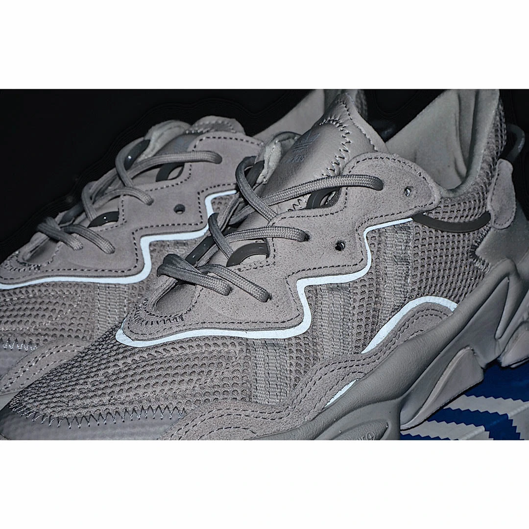 Adidas Ozweego 'Chalk Pearl'‬