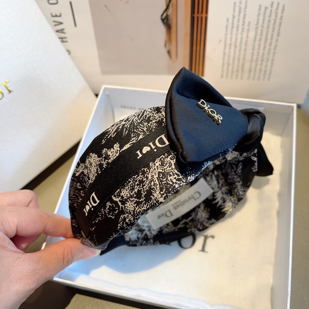 Dior hairband