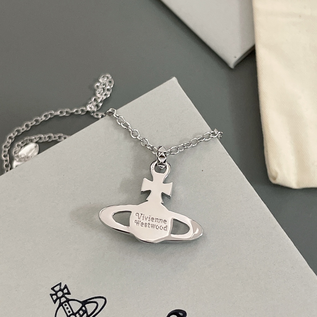 VivienneWestwood necklace