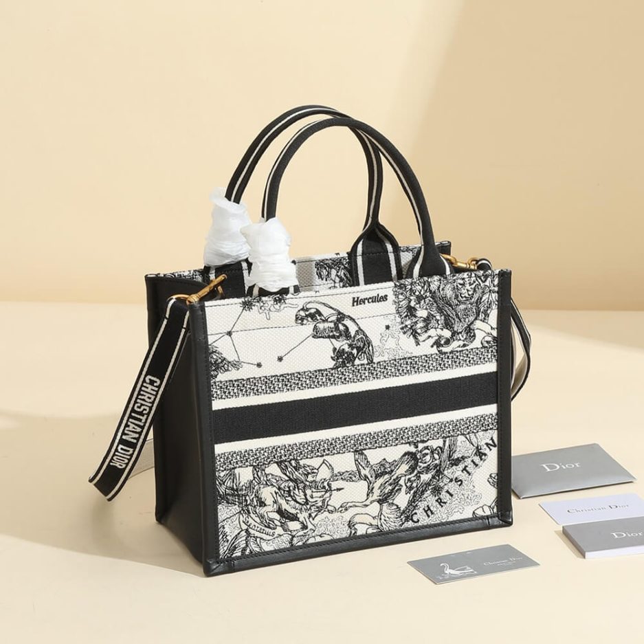 Medium Dior Book Tote