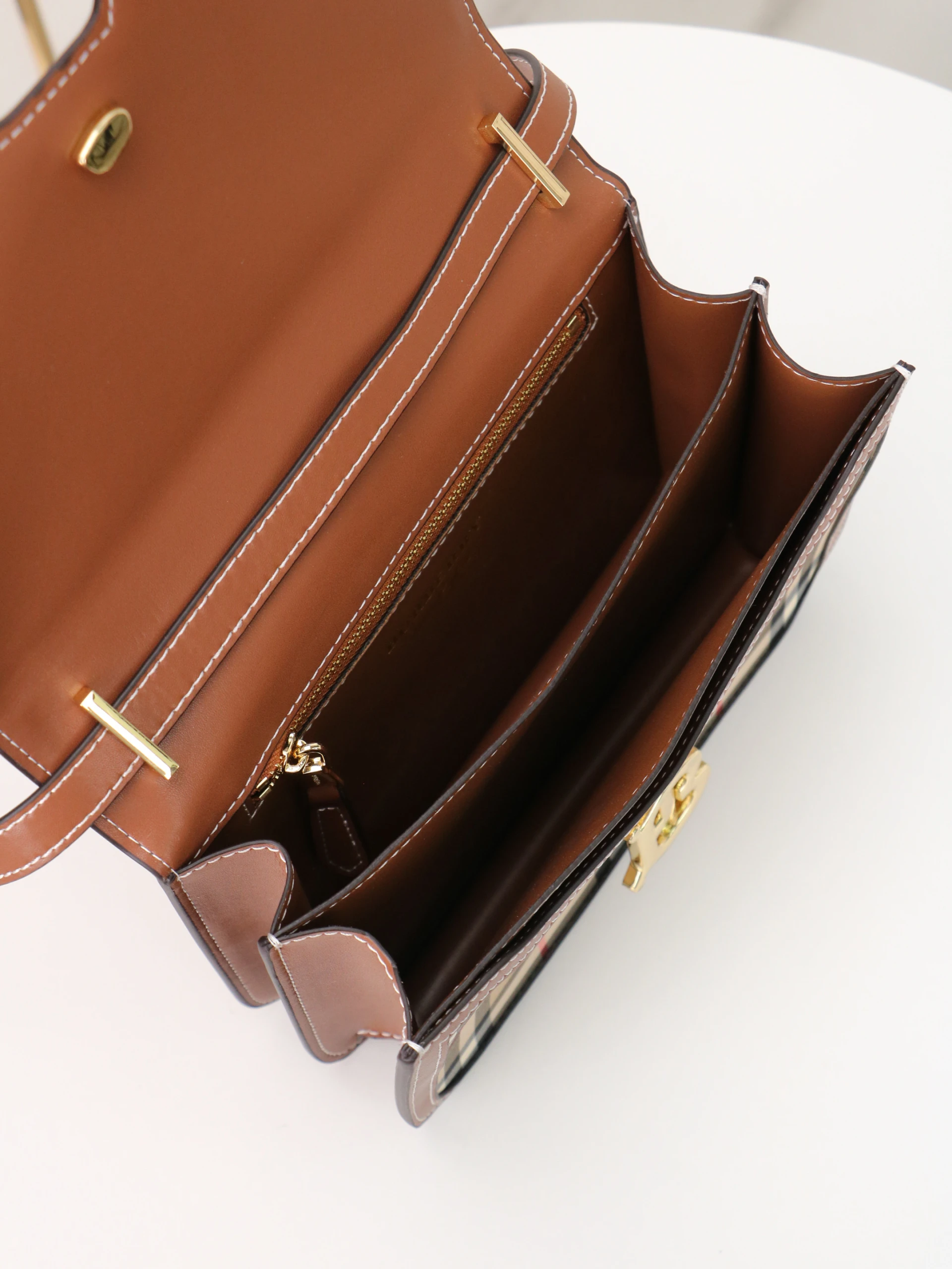 Burberry Crossbody Lock bag