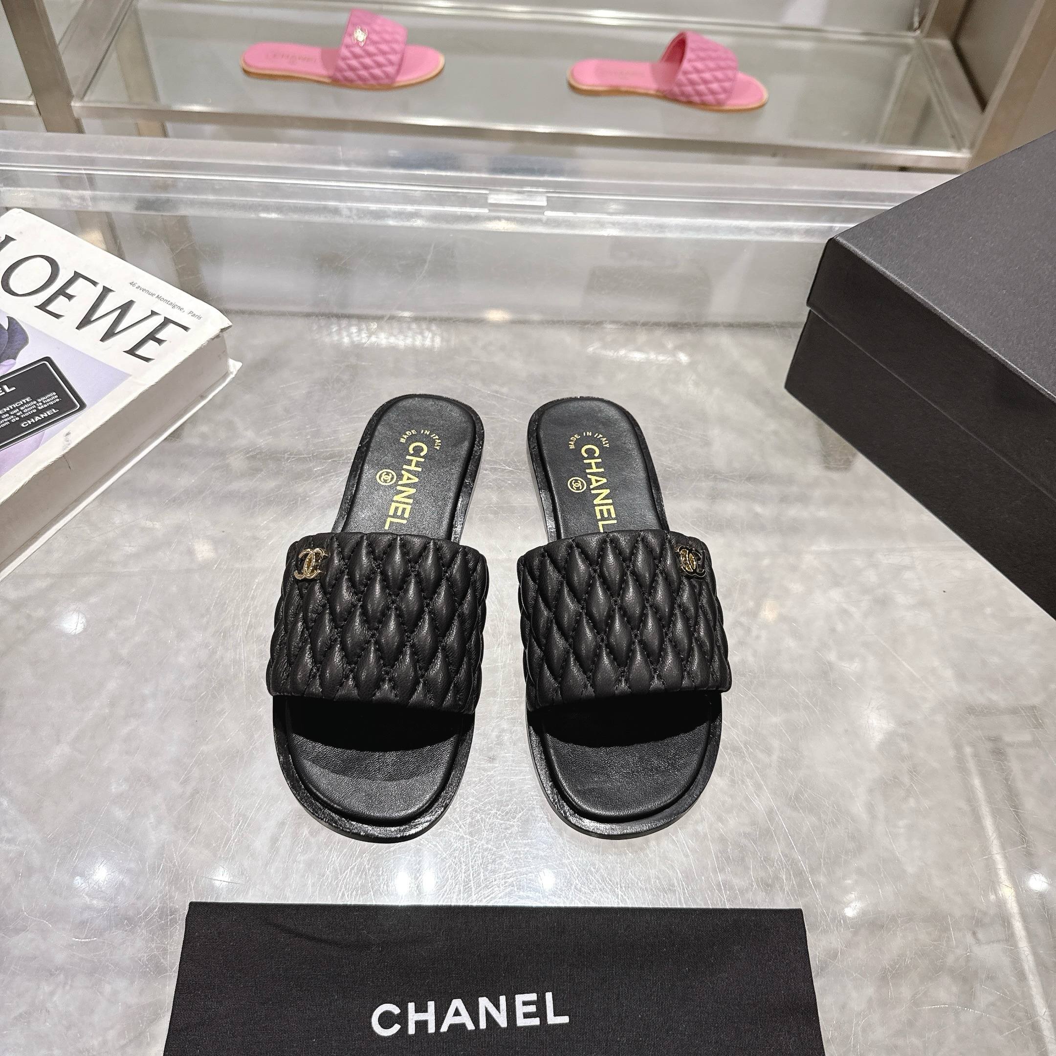Chanel Slippers