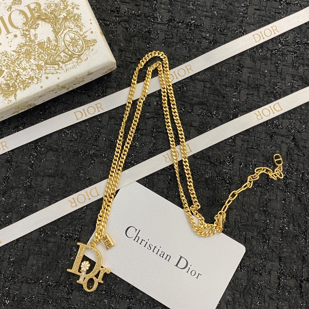 Dior Necklace