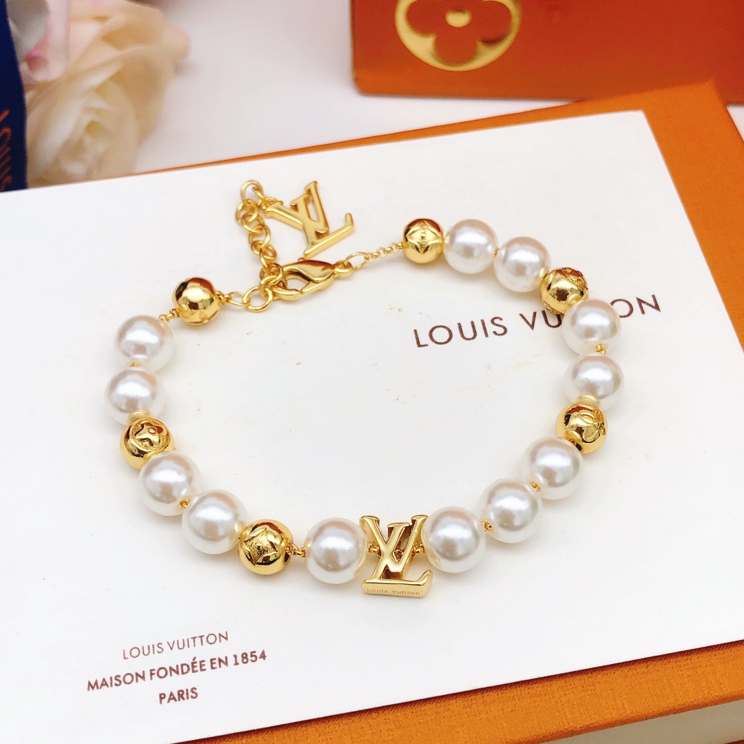 LV Bracelet