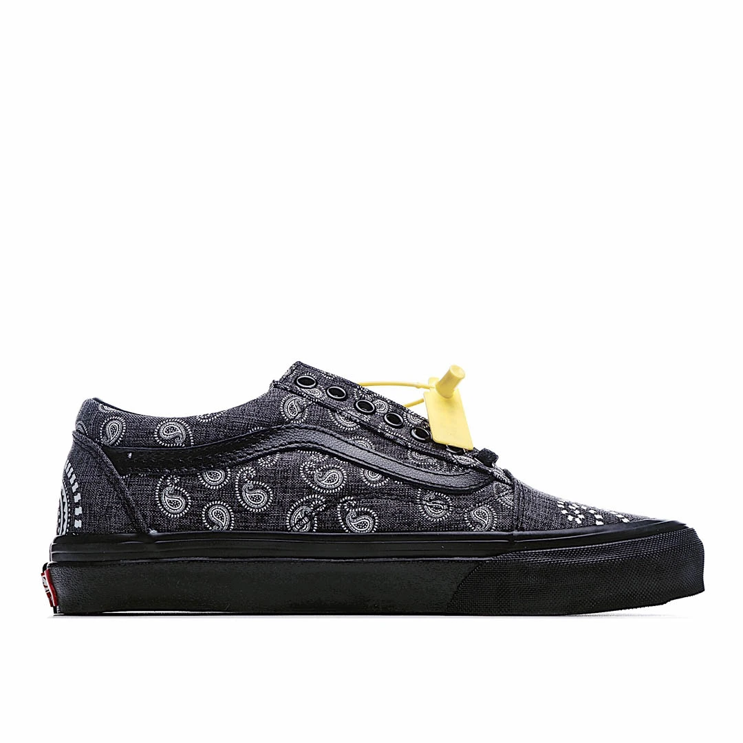 Casestudy x Vans Vault Bandana 2020 Sneakers