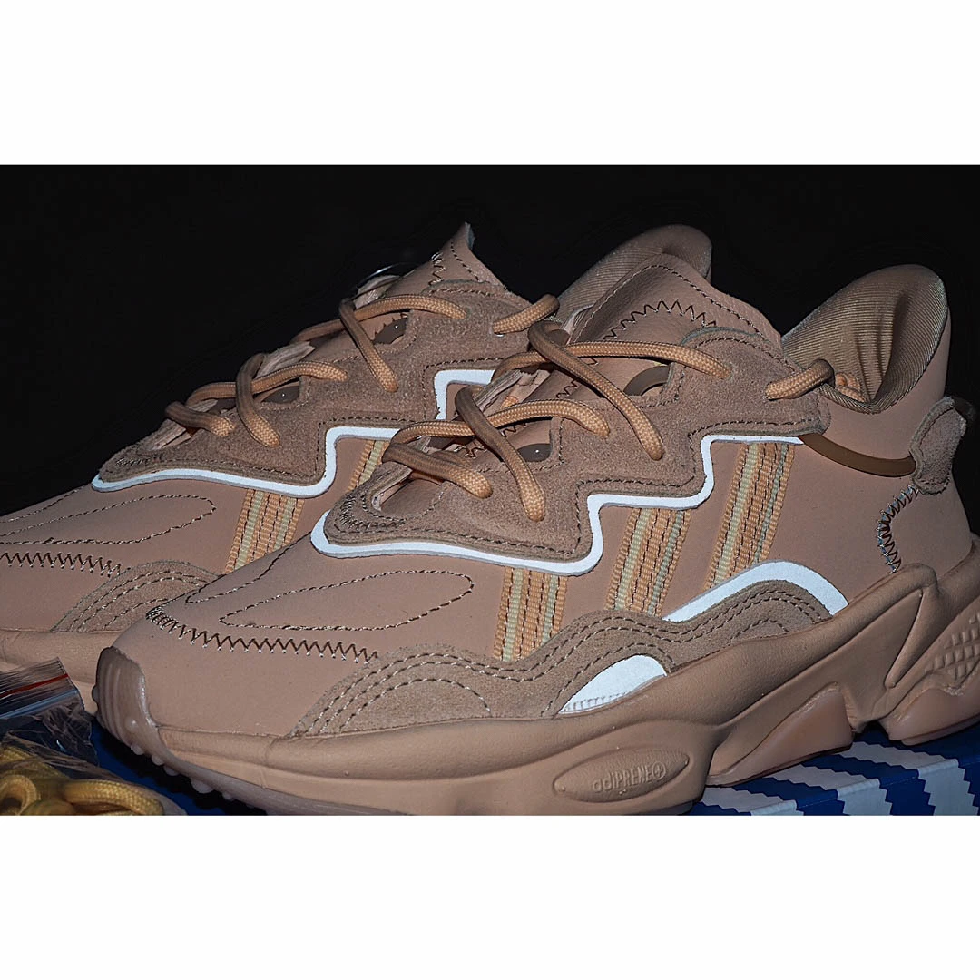 Adidas Ozweego 'Glow Orange'‬