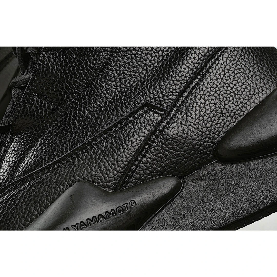 Adidas Y-3 Kaiwa